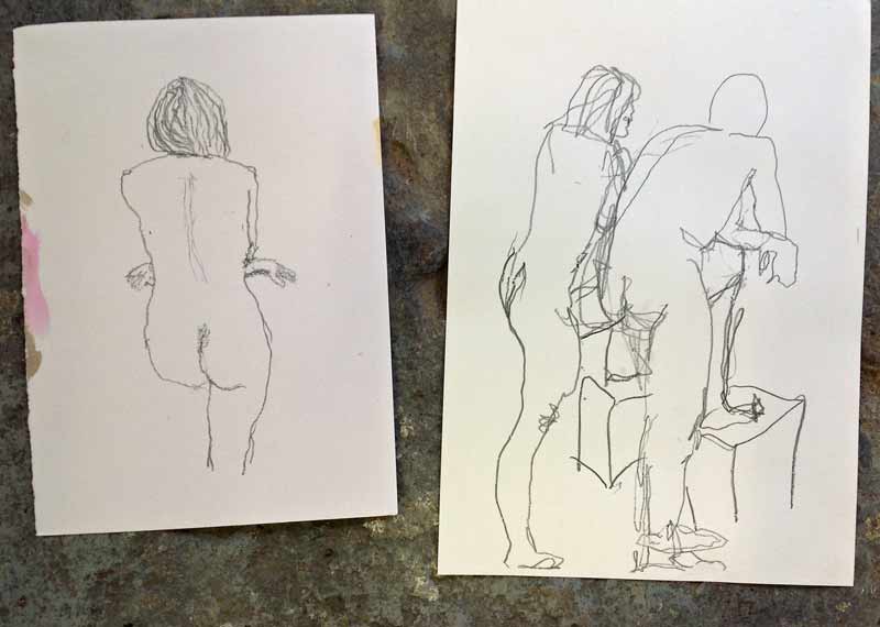 Fotos von entstandenen Aktzeichnungen im Atelier der Kunstschule Hamburg Annette Brasch